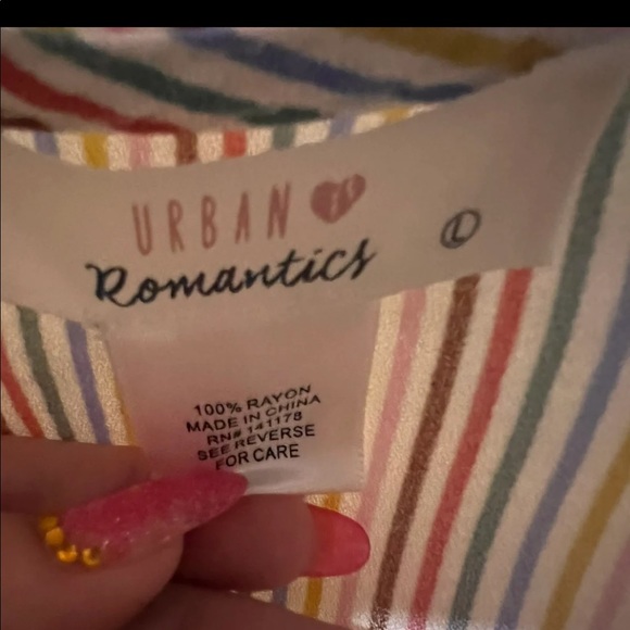 Summer top bundle - Picture 6 of 7